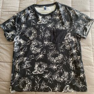 Men’s XL Summer Skulls H&M Tee